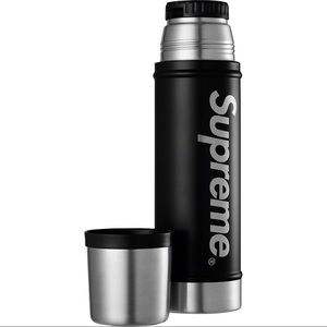 Supreme Stanley 20 oz Vacuum Insulated Bottle